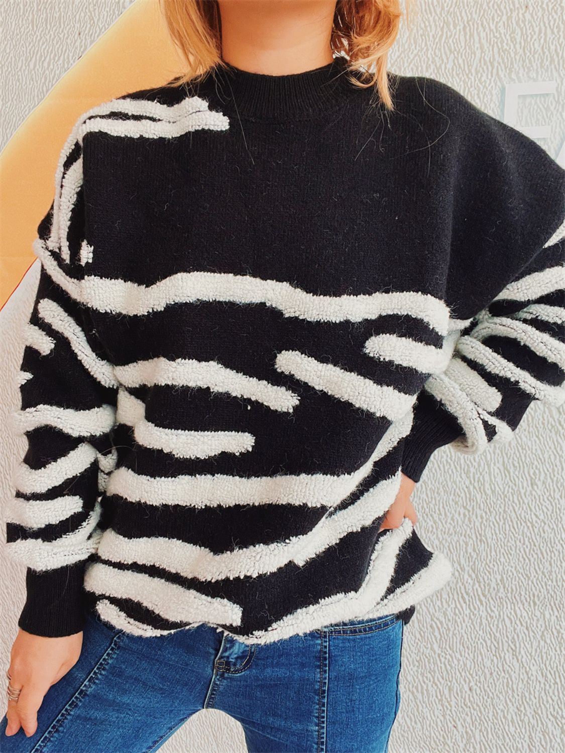 Contrast Round Neck Long Sleeve Sweater Stylish